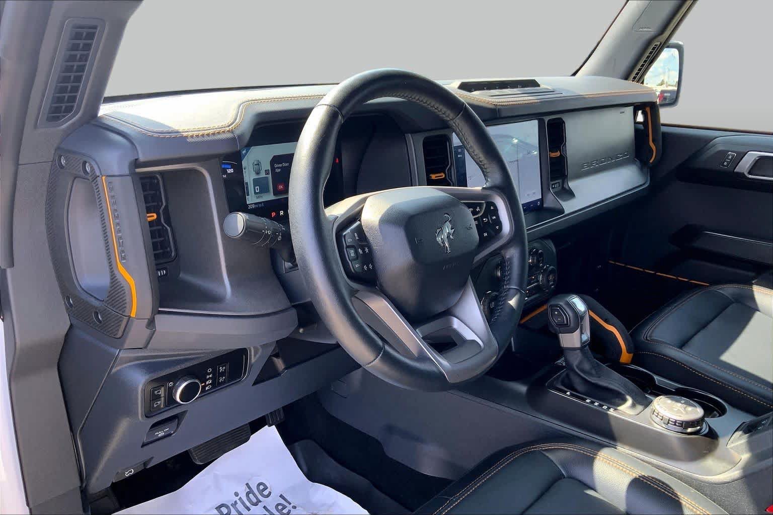 Certified 2024 Ford Bronco Badlands AWD/4WD image 18
