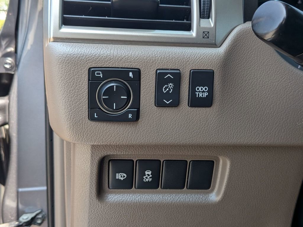 Used 2019 Lexus GX 460 Premium AWD/4WD image 19
