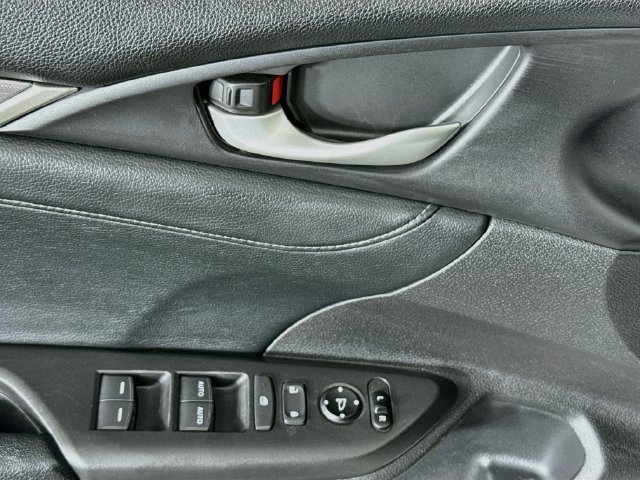 Used 2019 Honda Civic EX-L image 21