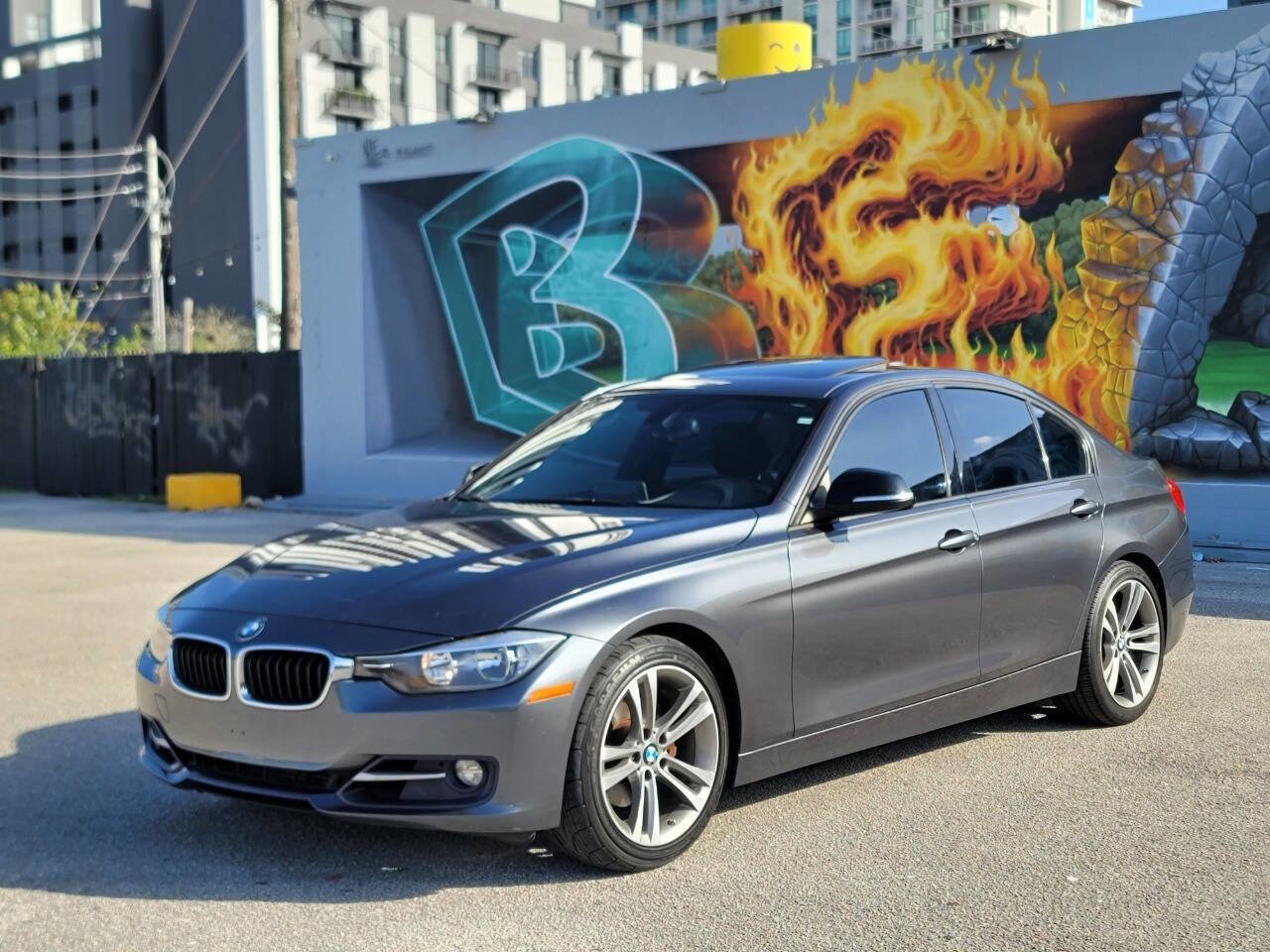 Used 2014 BMW 328i Sedan RWD image 1