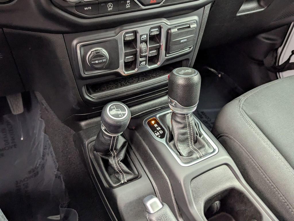 Certified 2023 Jeep Wrangler Sahara image 21