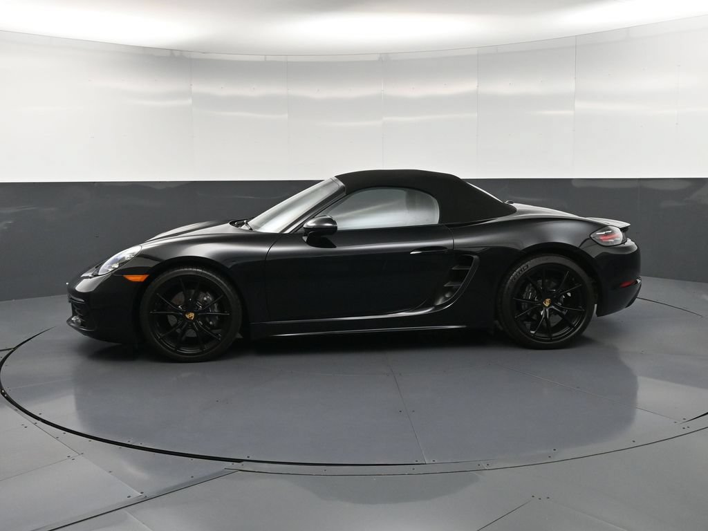 Certified 2024 Porsche 718 Boxster w/ Premium Package RWD image 2