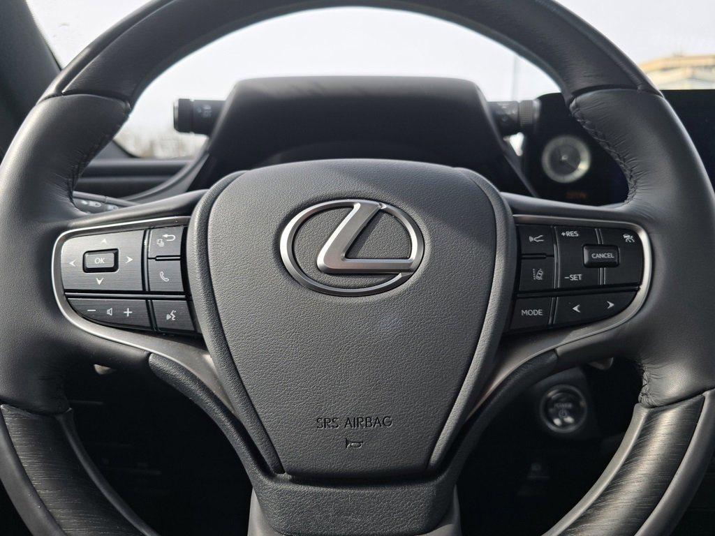 Certified 2024 Lexus ES 300h w/ Accessory Package (Z1) image 35