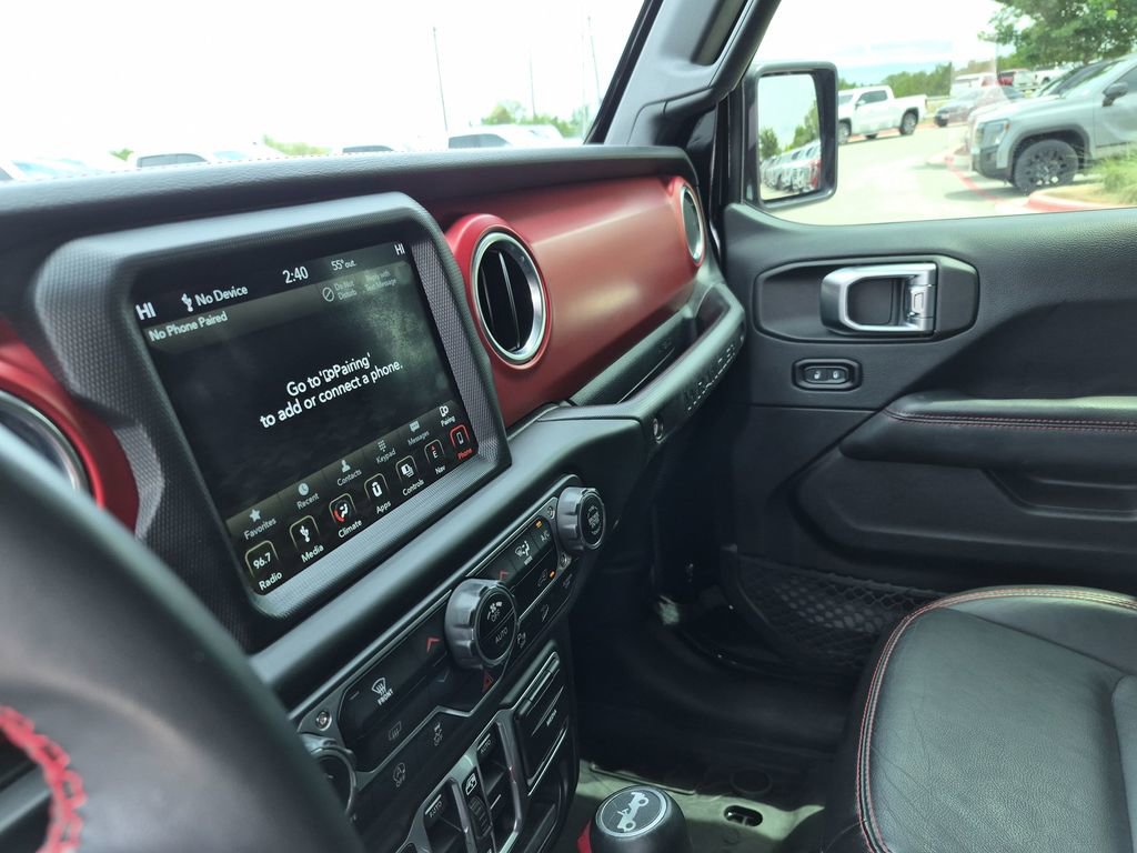 Used 2018 Jeep Wrangler Unlimited Rubicon AWD/4WD image 24