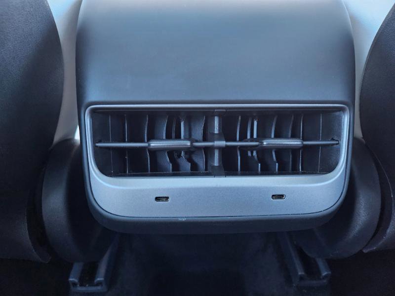 Used 2022 Tesla Model Y Performance image 54