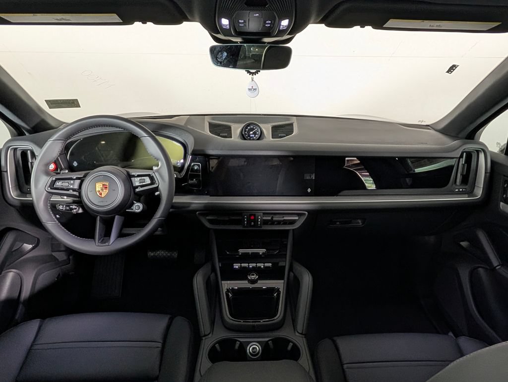 New 2026 Porsche Cayenne Coupe AWD/4WD image 20