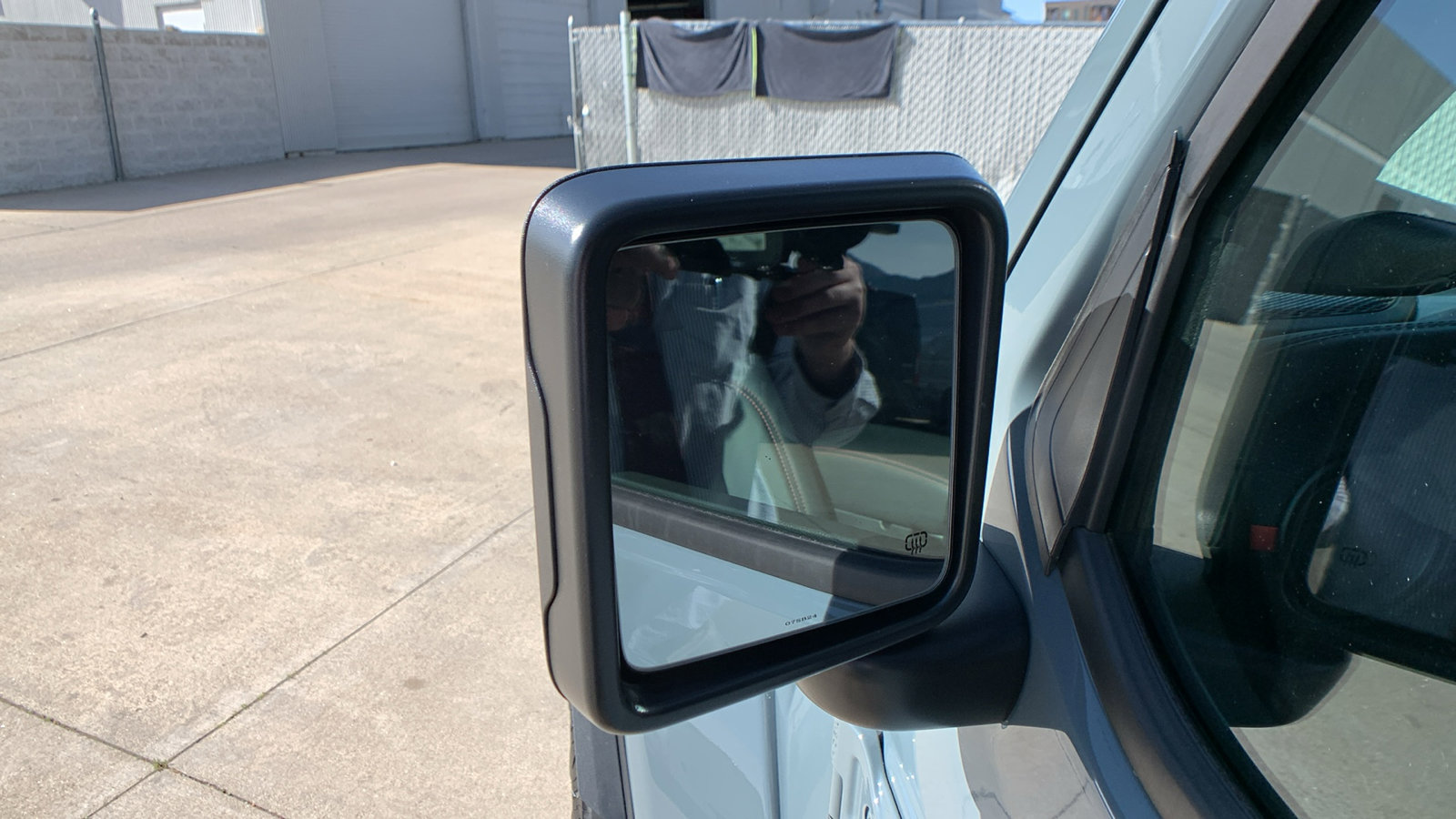 Used 2025 Jeep Wrangler Unlimited Rubicon image 11