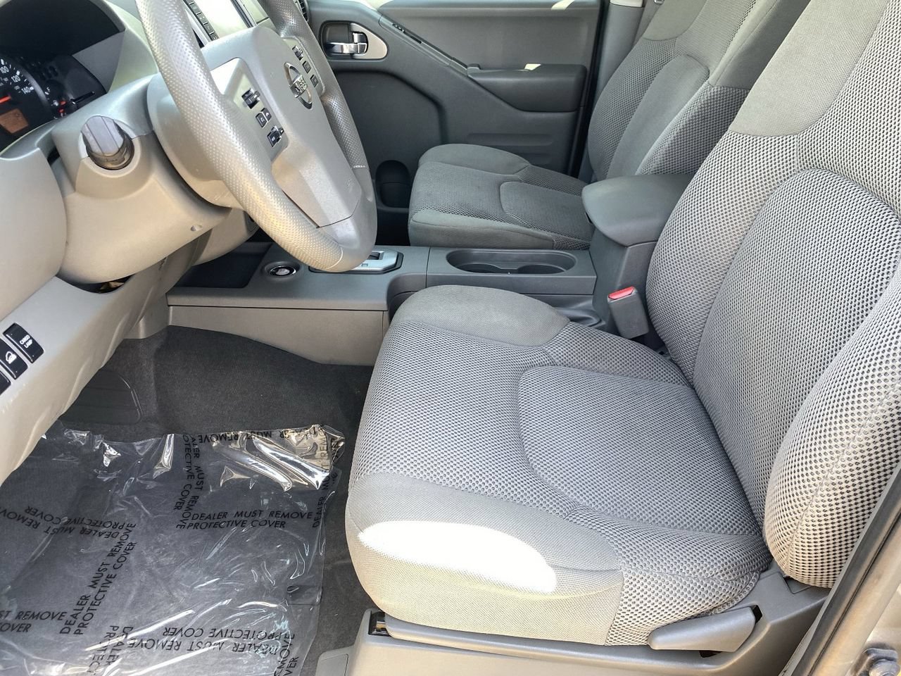 Certified 2021 Nissan Frontier SV w/ Midnight Edition Floor Mats AWD/4WD image 26