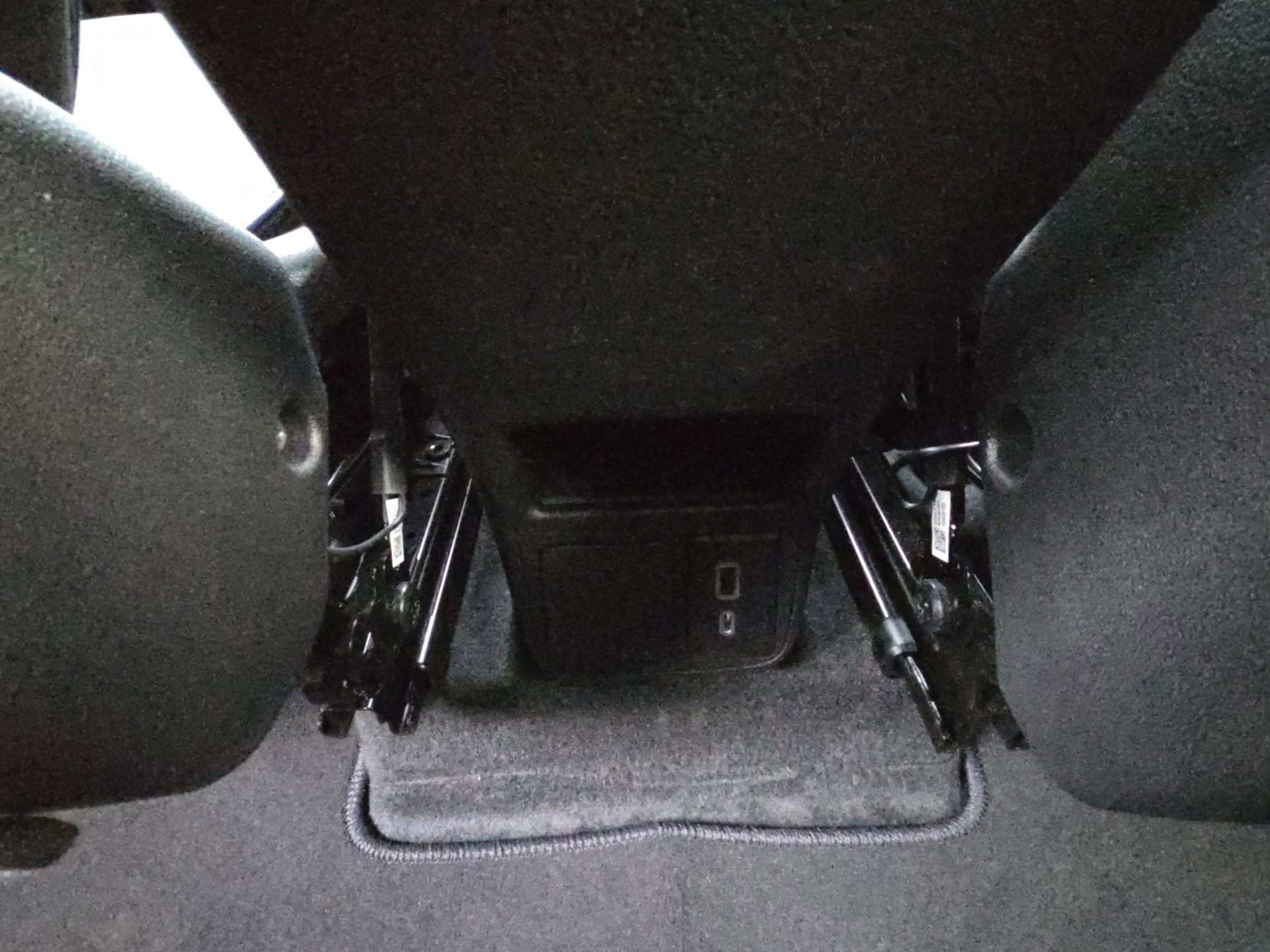 Certified 2025 Buick Encore GX Sport Touring w/ Comfort Package image 30