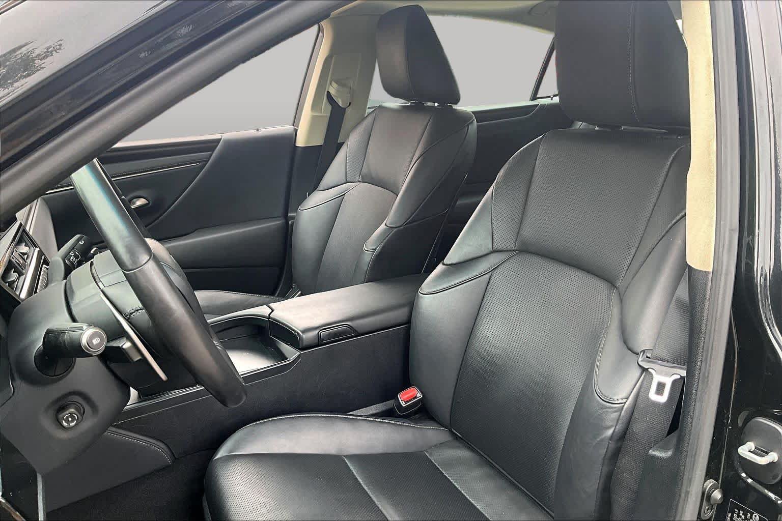 Used 2023 Lexus ES 350 w/ Premium Package FWD image 8