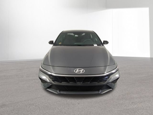 New 2026 Hyundai Elantra Sport FWD image 15