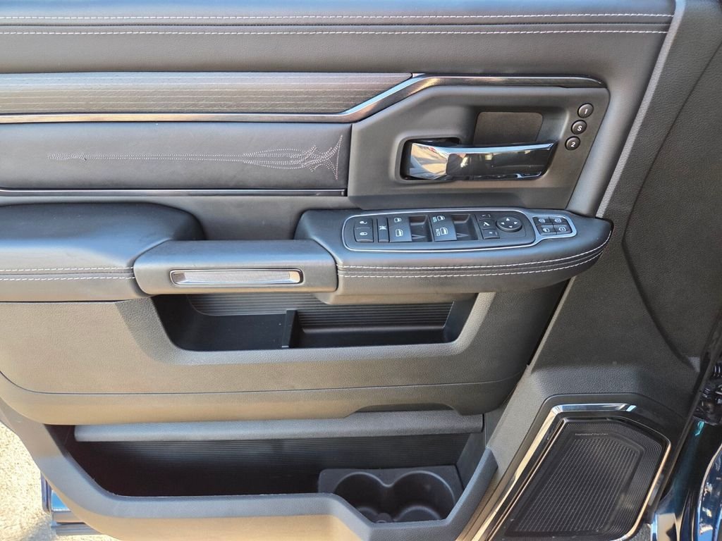 Used 2024 RAM 3500 Limited AWD/4WD image 23