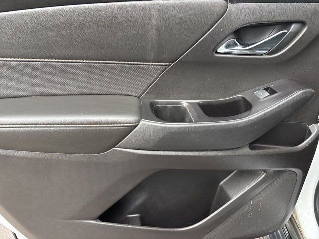 Used 2020 Chevrolet Traverse Premier image 35