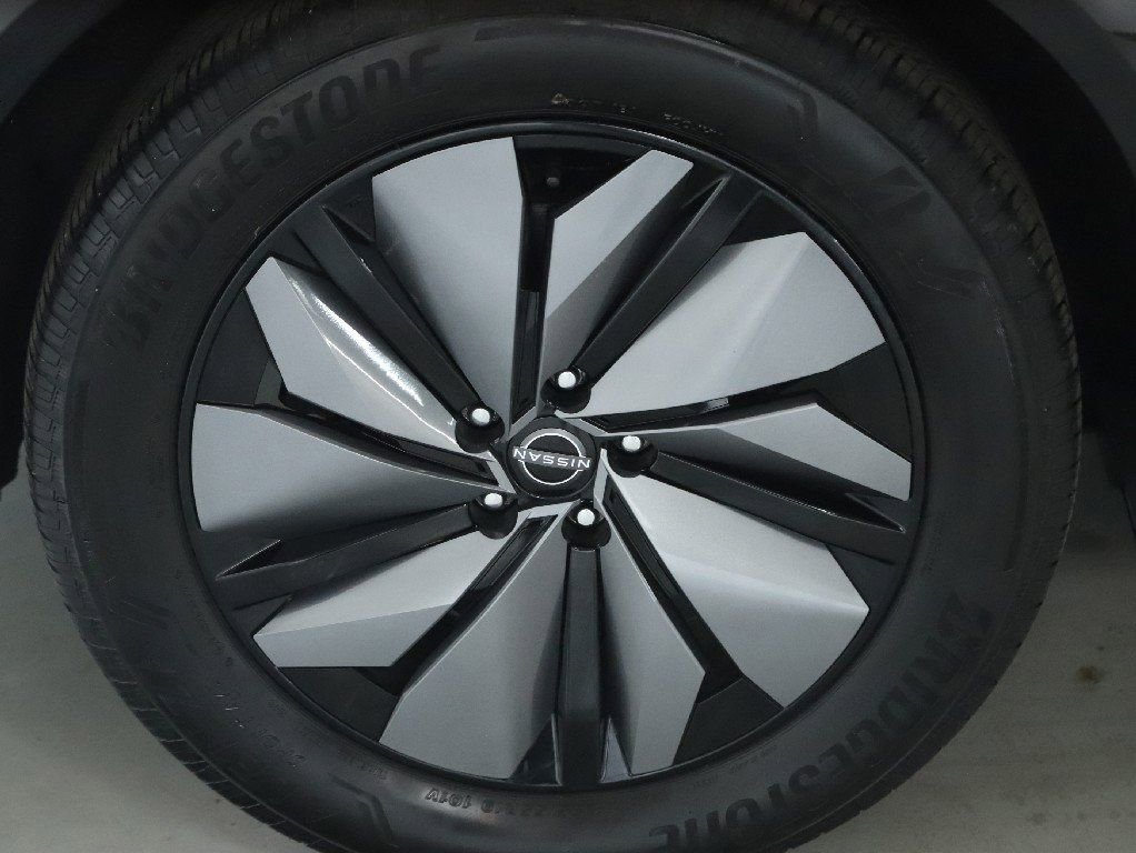 Certified 2024 Nissan Ariya EVOLVE+ e-4ORCE image 13