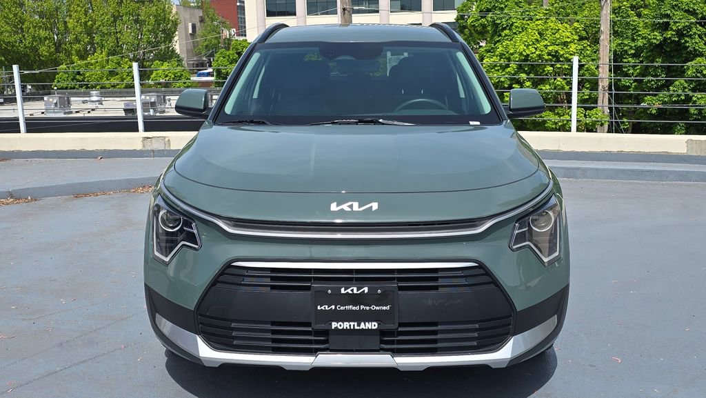 Used 2023 Kia Niro EX FWD image 9
