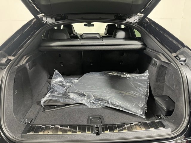 New 2026 BMW X6 M60i w/ Parking Assistance Package image 16