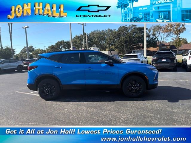 New 2025 Chevrolet Blazer LT image 12