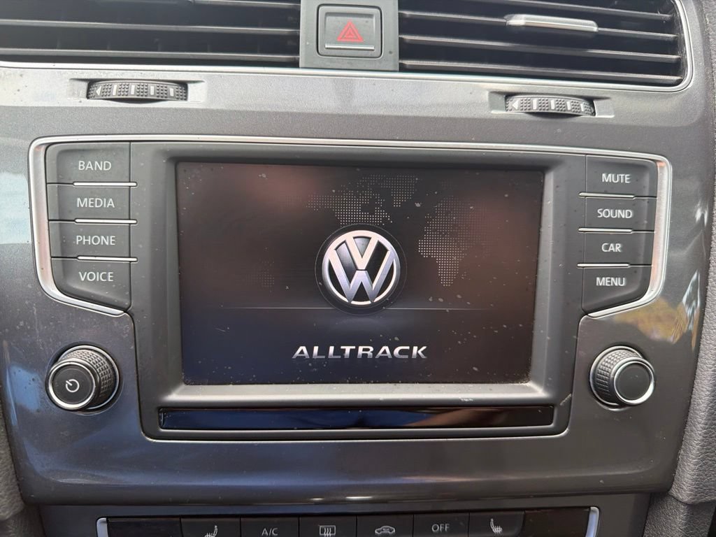 Used 2017 Volkswagen Golf Alltrack SE AWD/4WD image 14