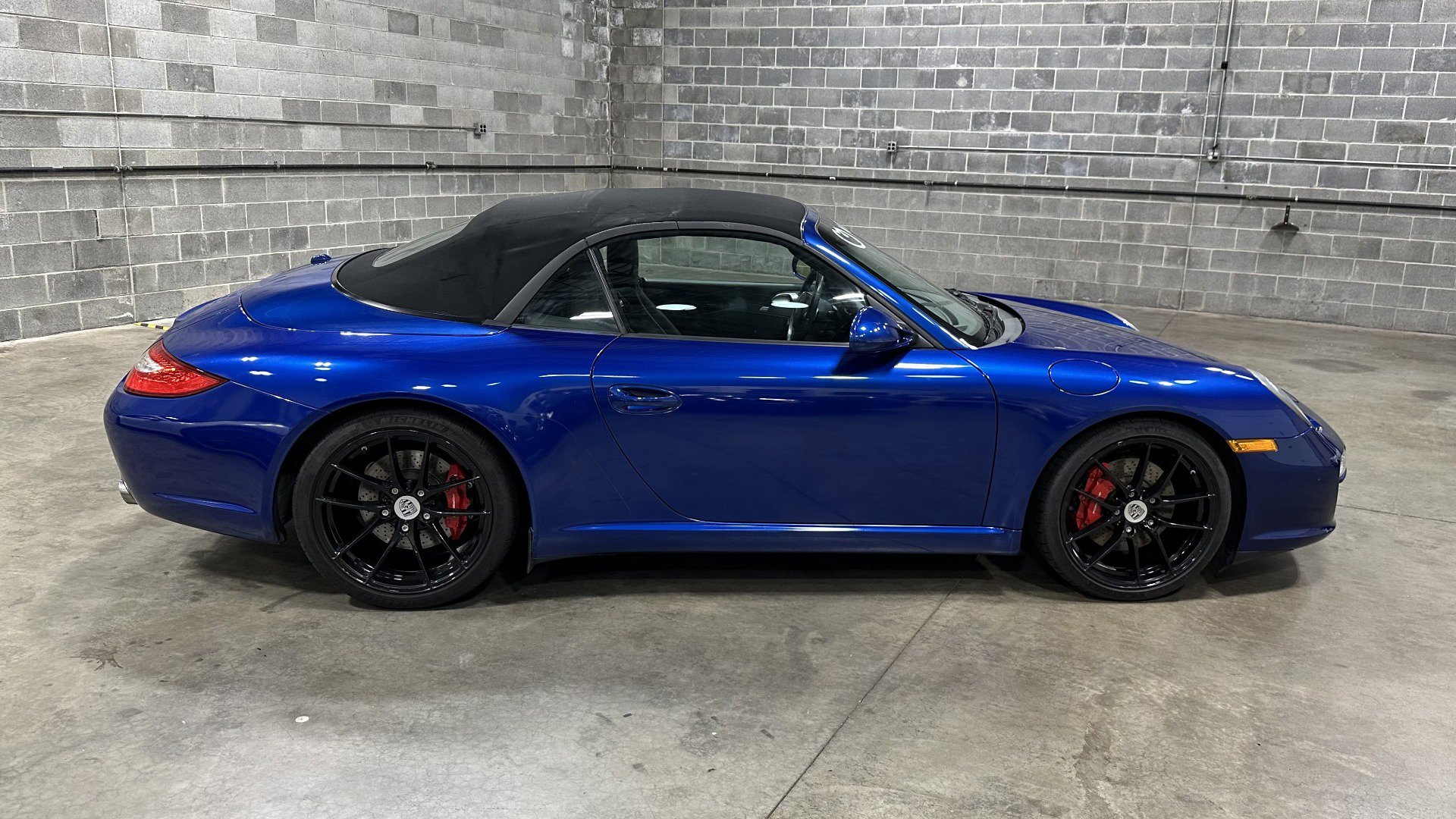 Used 2009 Porsche 911 Carrera S image 4