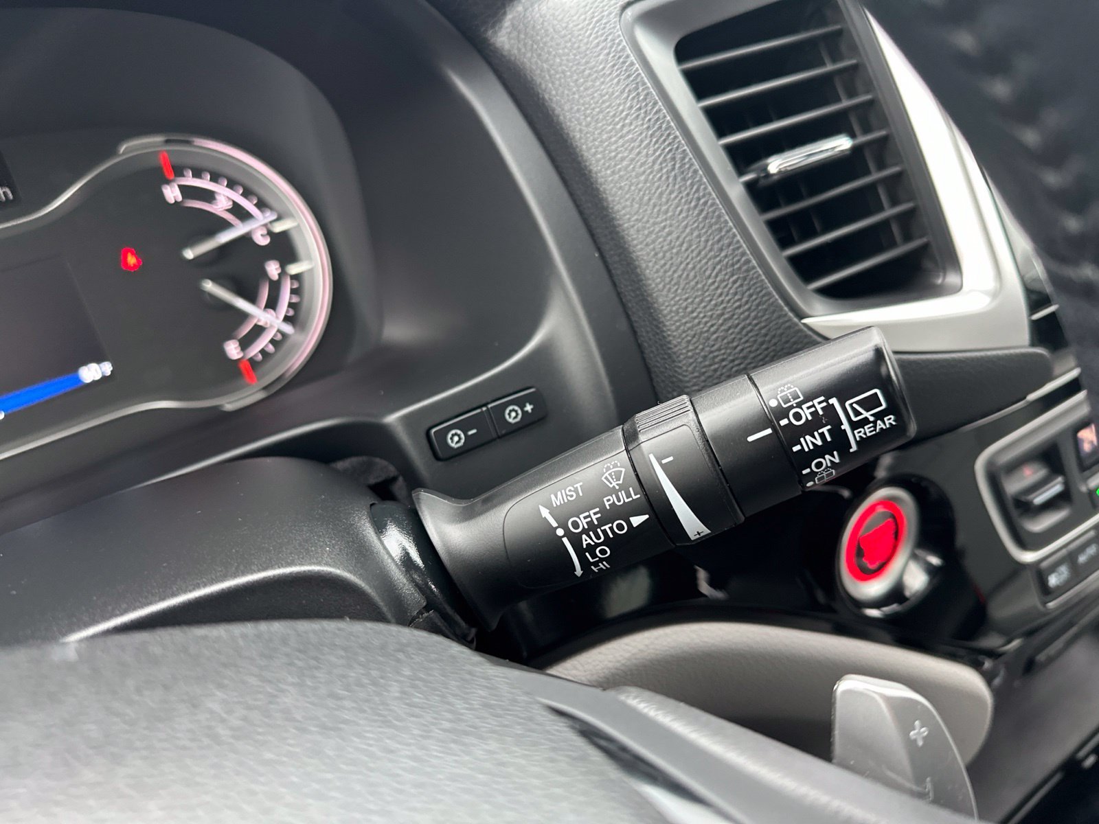 Used 2017 Honda Pilot Elite image 57