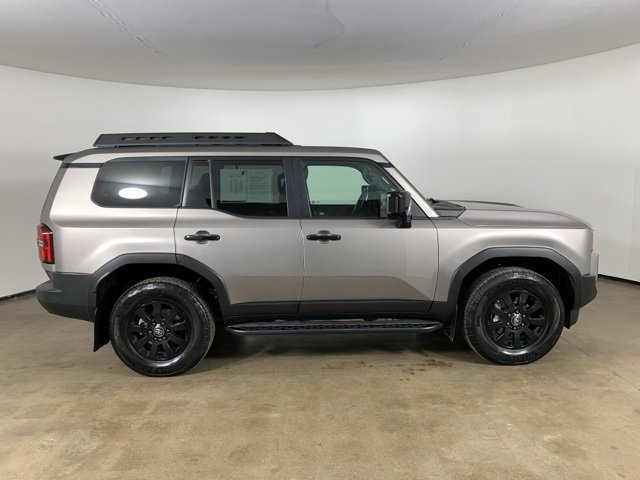 Used 2024 Toyota Land Cruiser image 7