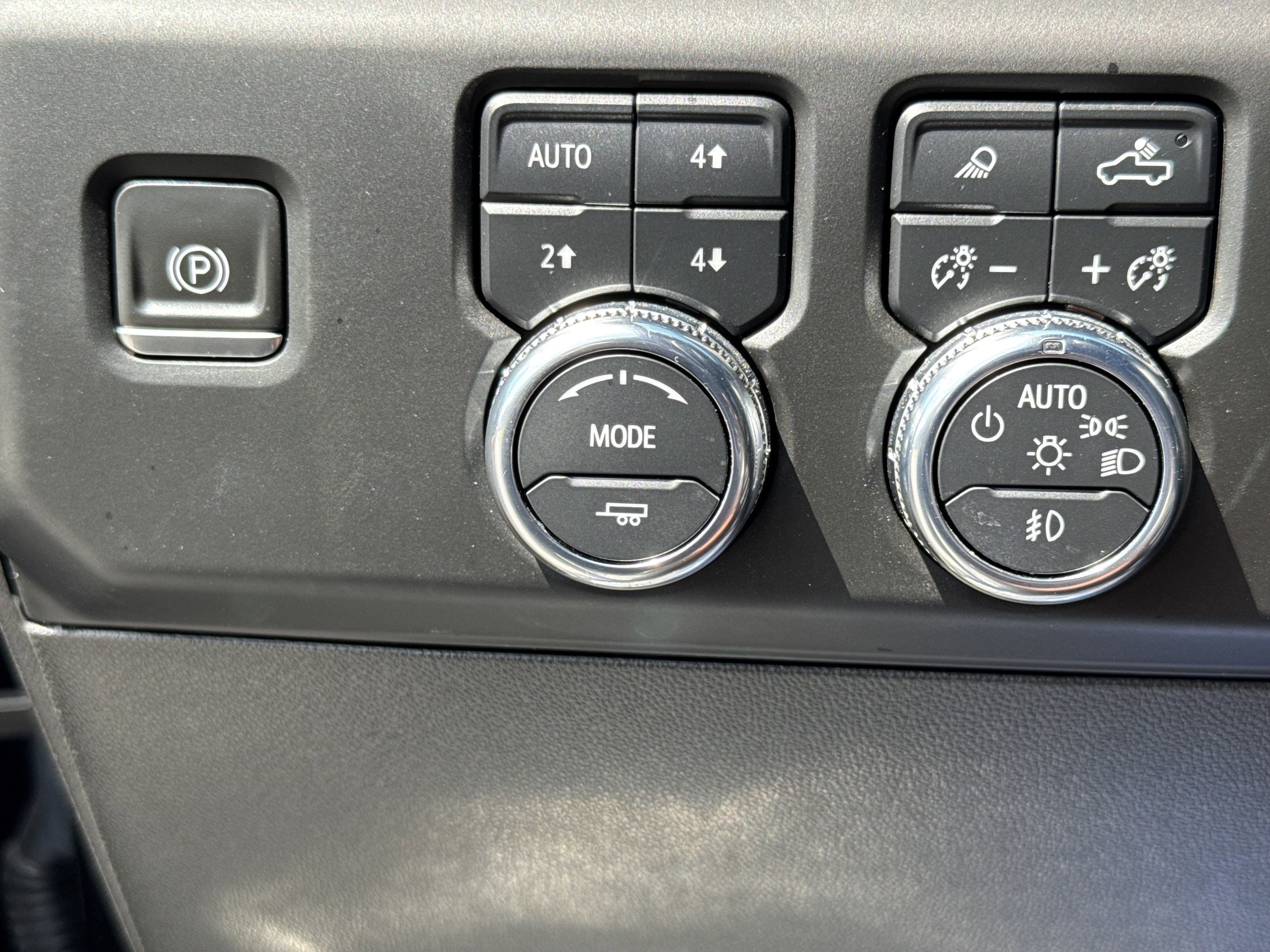Used 2023 GMC Sierra 1500 Denali Ultimate AWD/4WD image 25