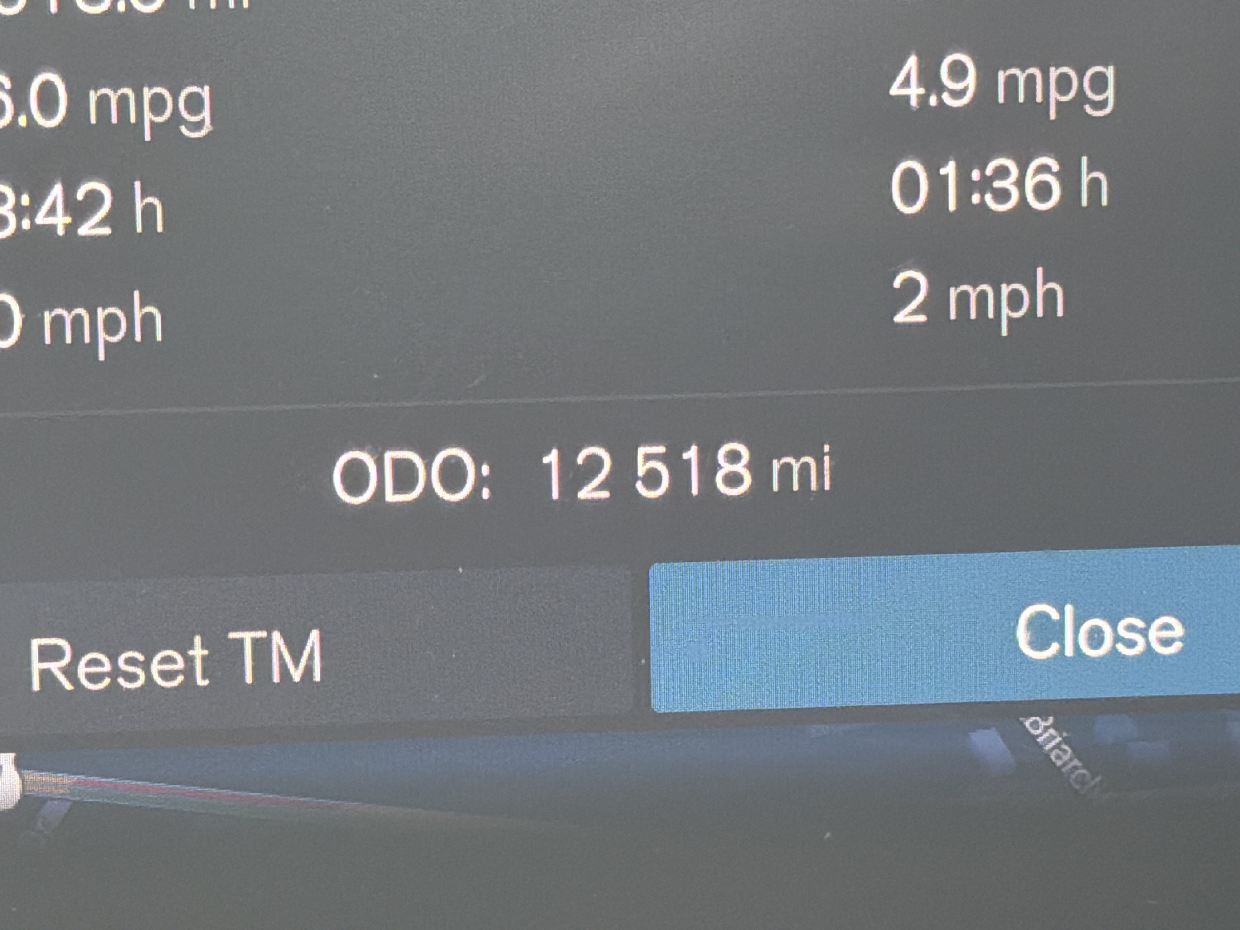 Certified 2025 Volvo XC40 B5 Plus AWD/4WD image 22
