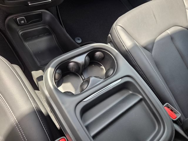 New 2027 Chrysler Pacifica Select FWD image 23