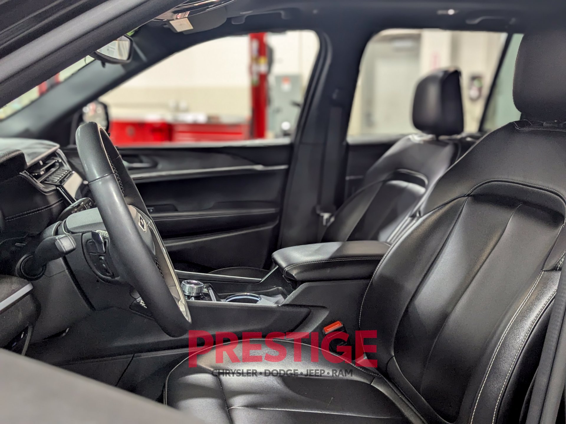 Used 2024 Jeep Grand Cherokee Limited 4xe AWD/4WD image 26