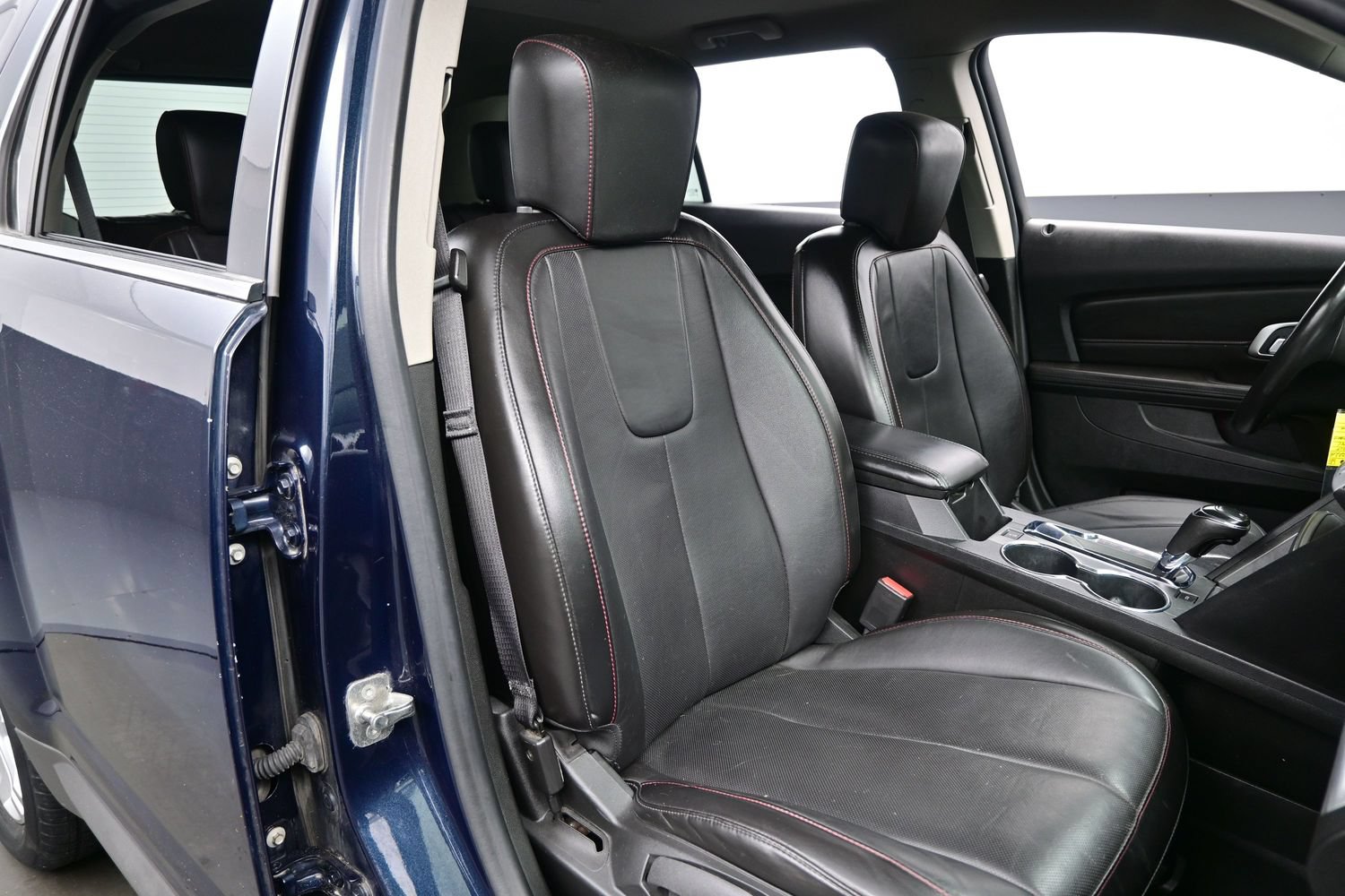 Used 2017 GMC Terrain SLT w/ Open Road Package AWD/4WD image 16