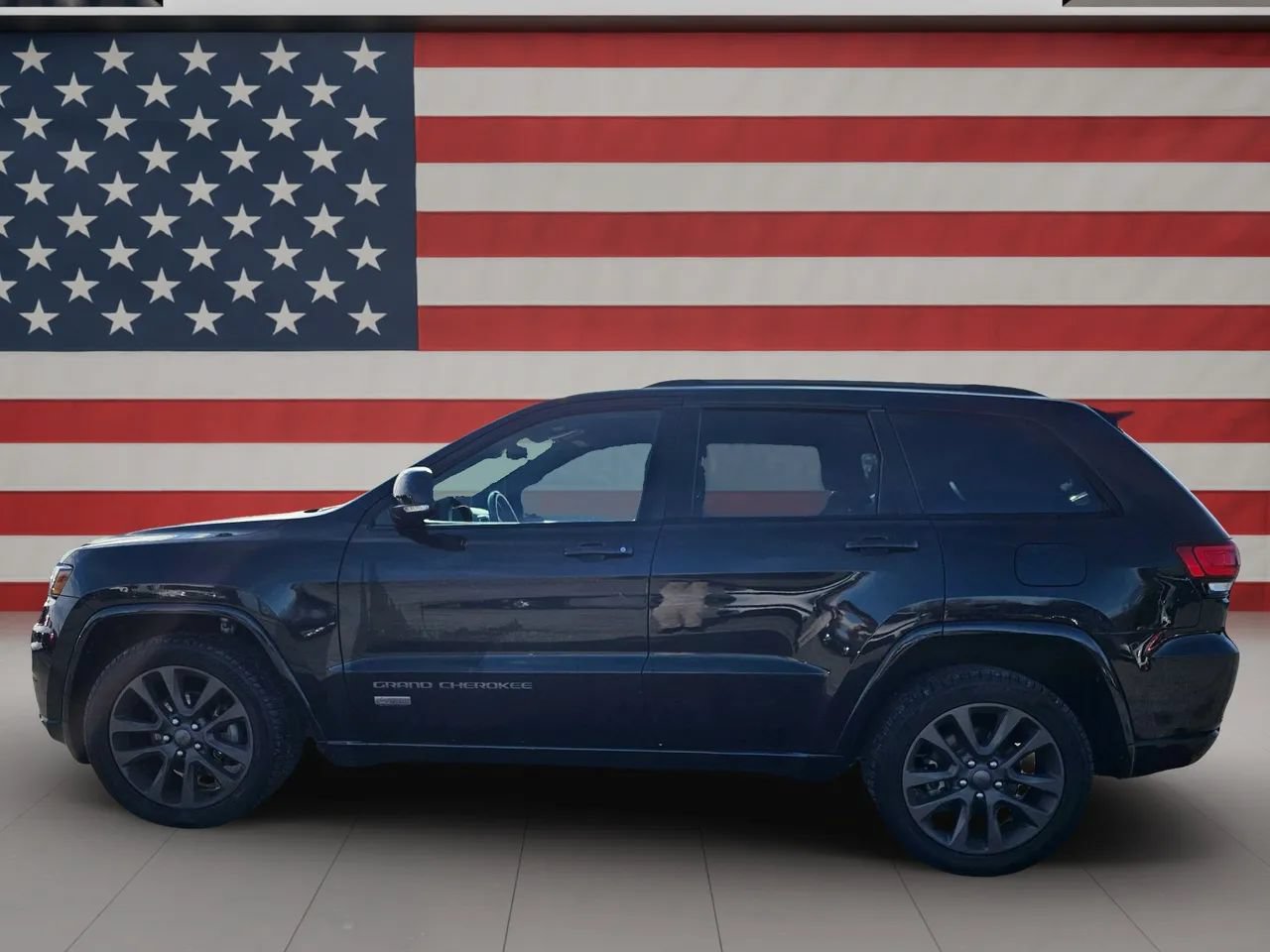 Used 2016 Jeep Grand Cherokee Limited 75th Anniversary RWD image 19