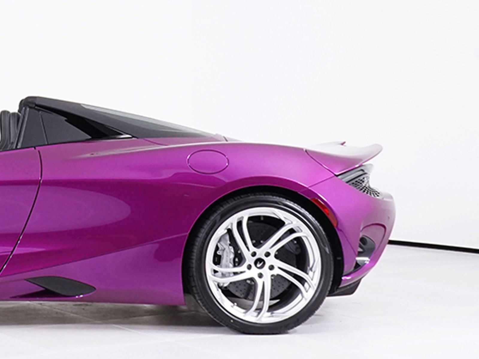 New 2026 McLaren 750S Spider RWD image 14