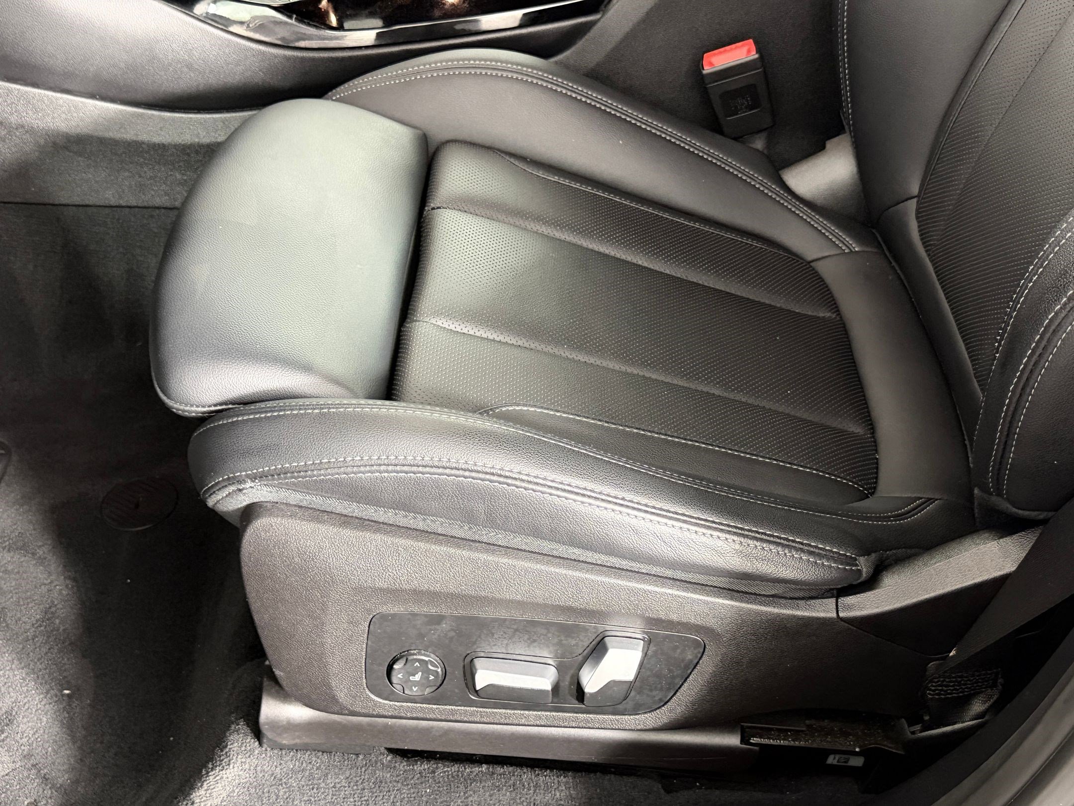 Certified 2023 BMW X3 sDrive30i w/ Premium Package RWD image 13