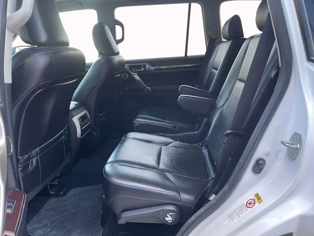 Used 2017 Lexus GX 460 Luxury image 14
