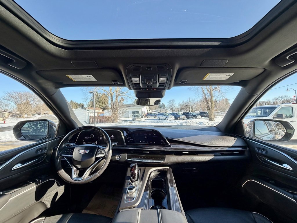 Used 2023 Cadillac Escalade ESV Sport image 19