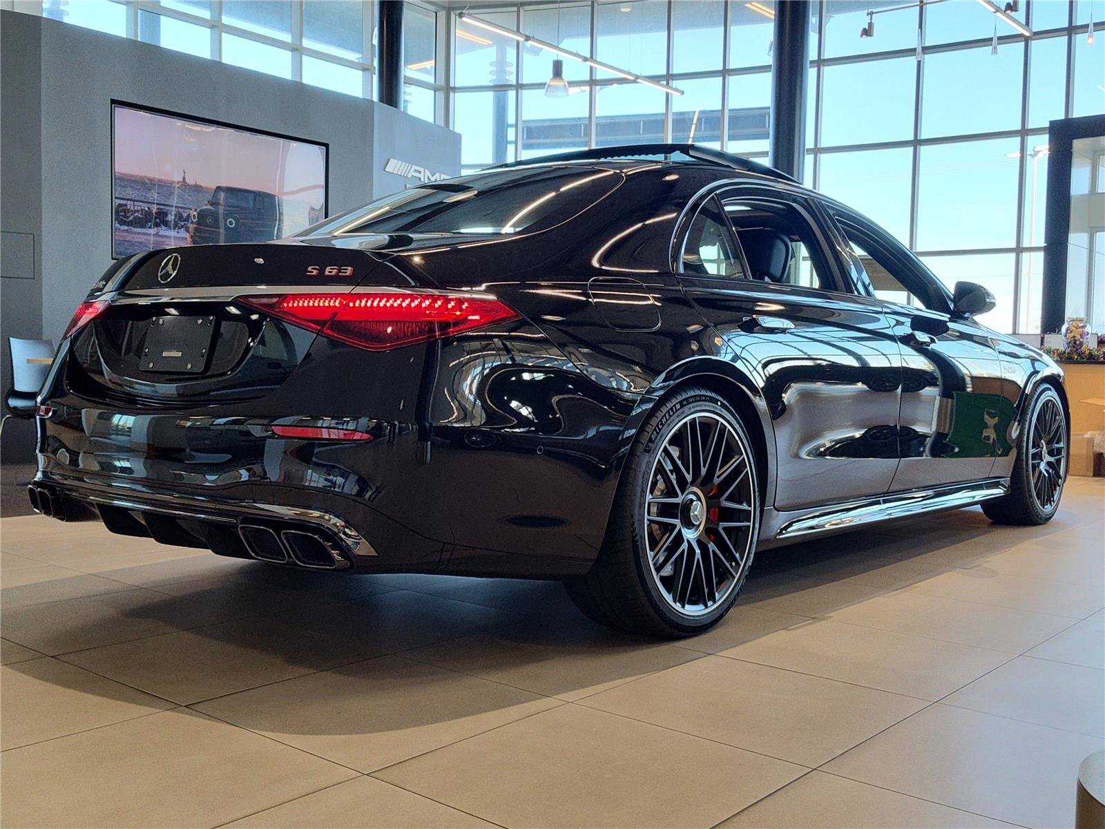 New 2026 Mercedes-Benz S 63 AMG S image 4