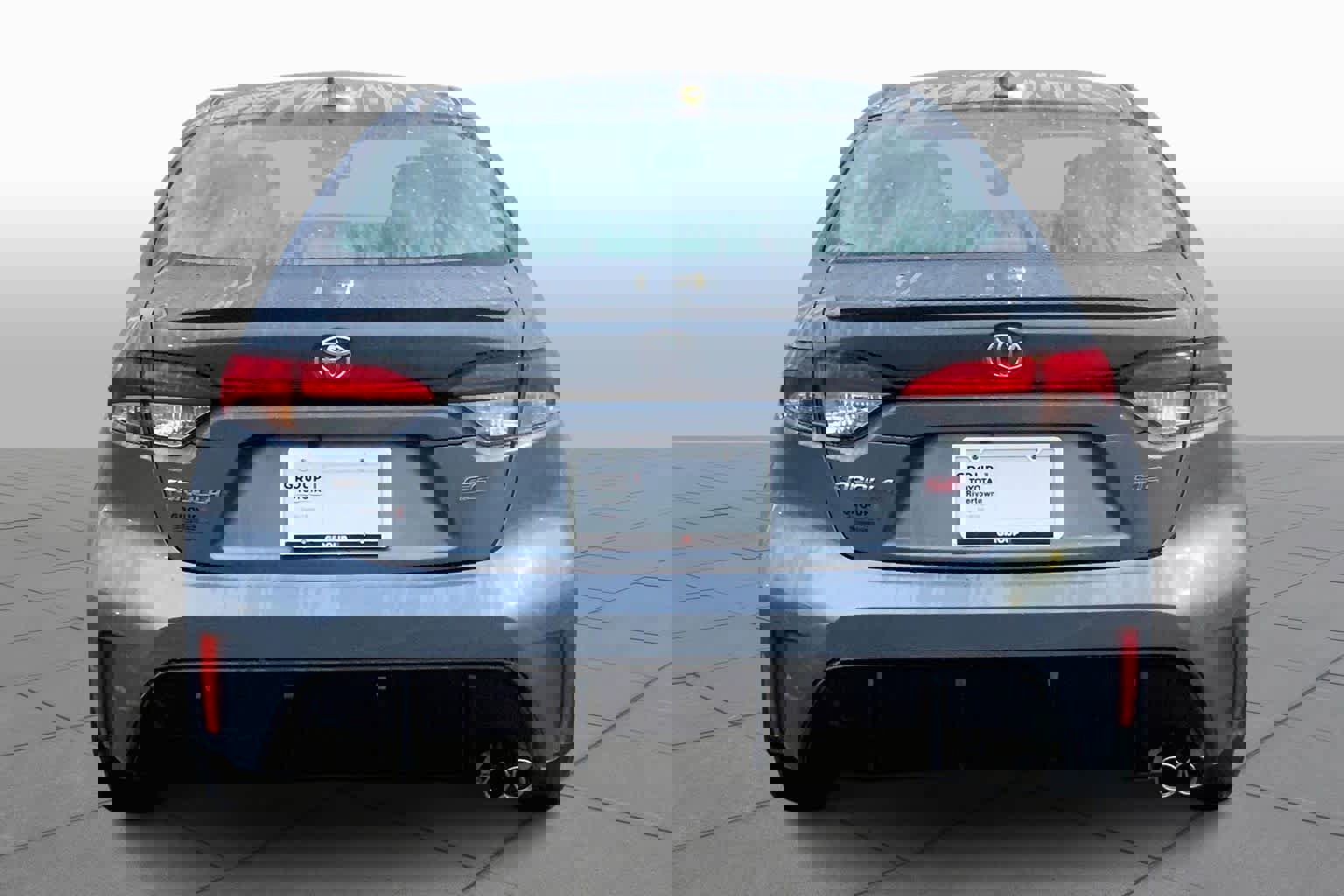 Used 2026 Toyota Corolla SE w/ SE Package image 8