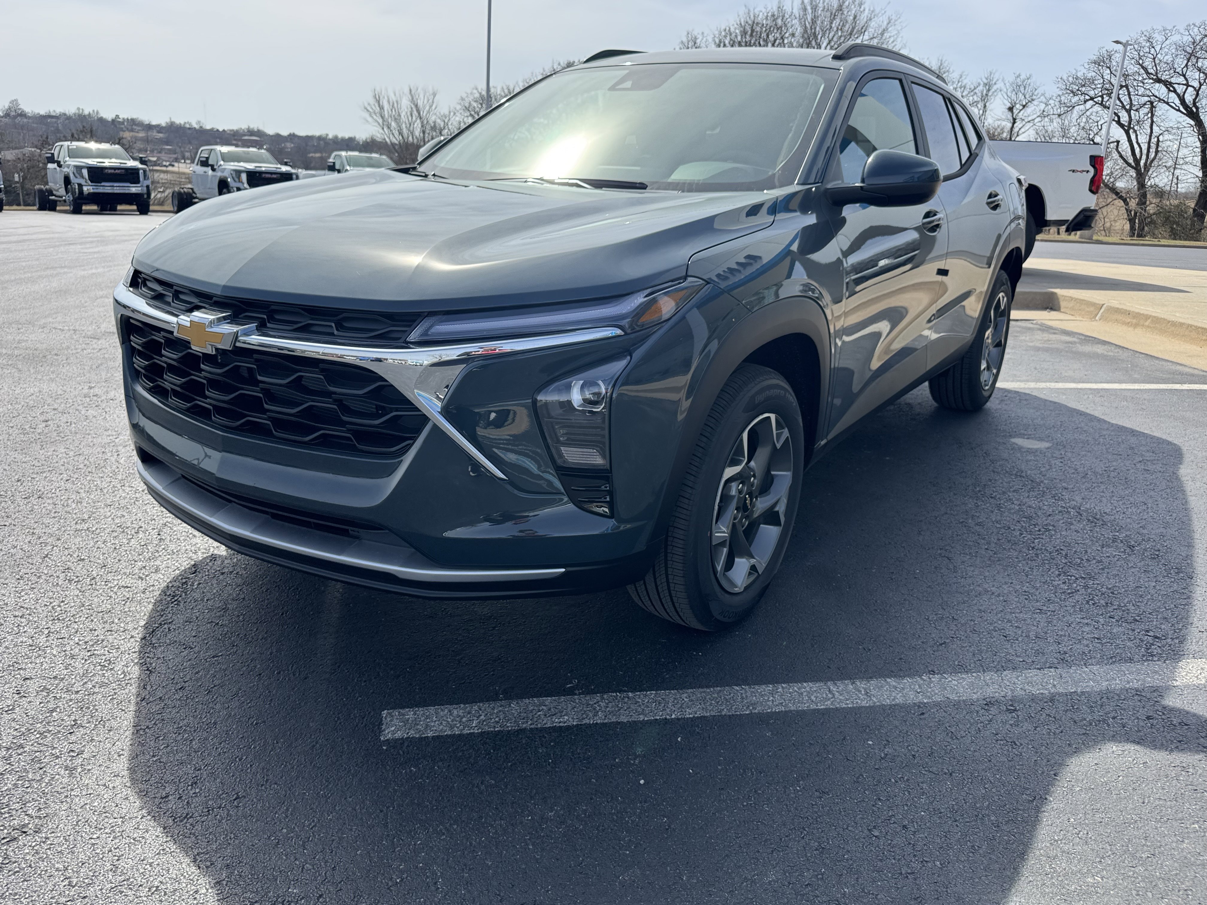 New 2026 Chevrolet Trax LT image 2