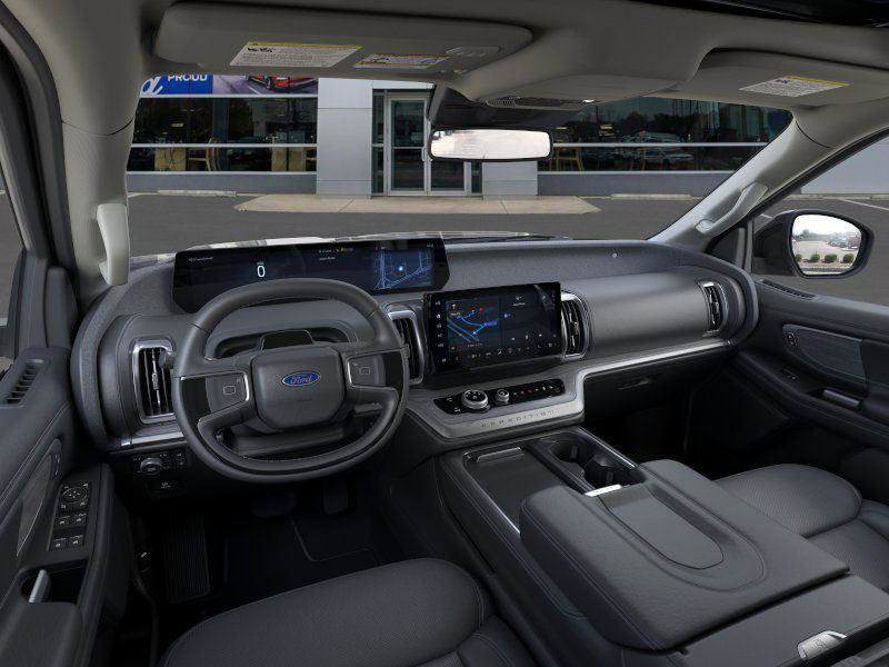 New 2025 Ford Expedition Platinum w/ Driver's Package image 9