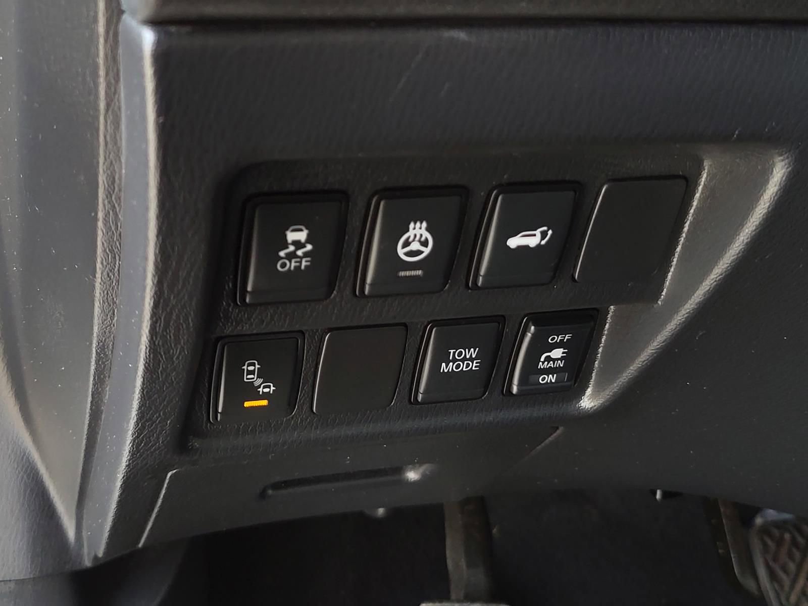 Used 2020 Nissan Pathfinder SL image 24