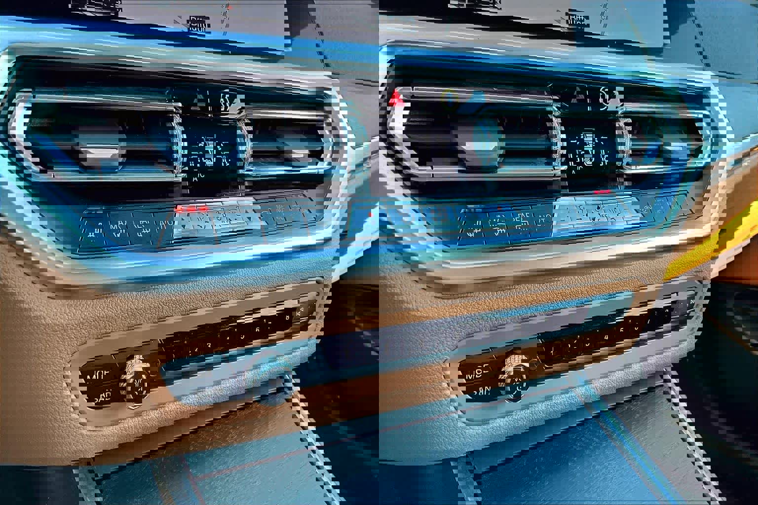 Certified 2023 BMW 430i Convertible w/ Premium Package image 30