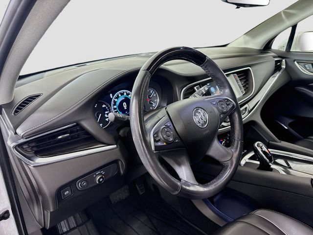 Used 2019 Buick Enclave Avenir w/ Avenir Technology Package AWD/4WD image 10