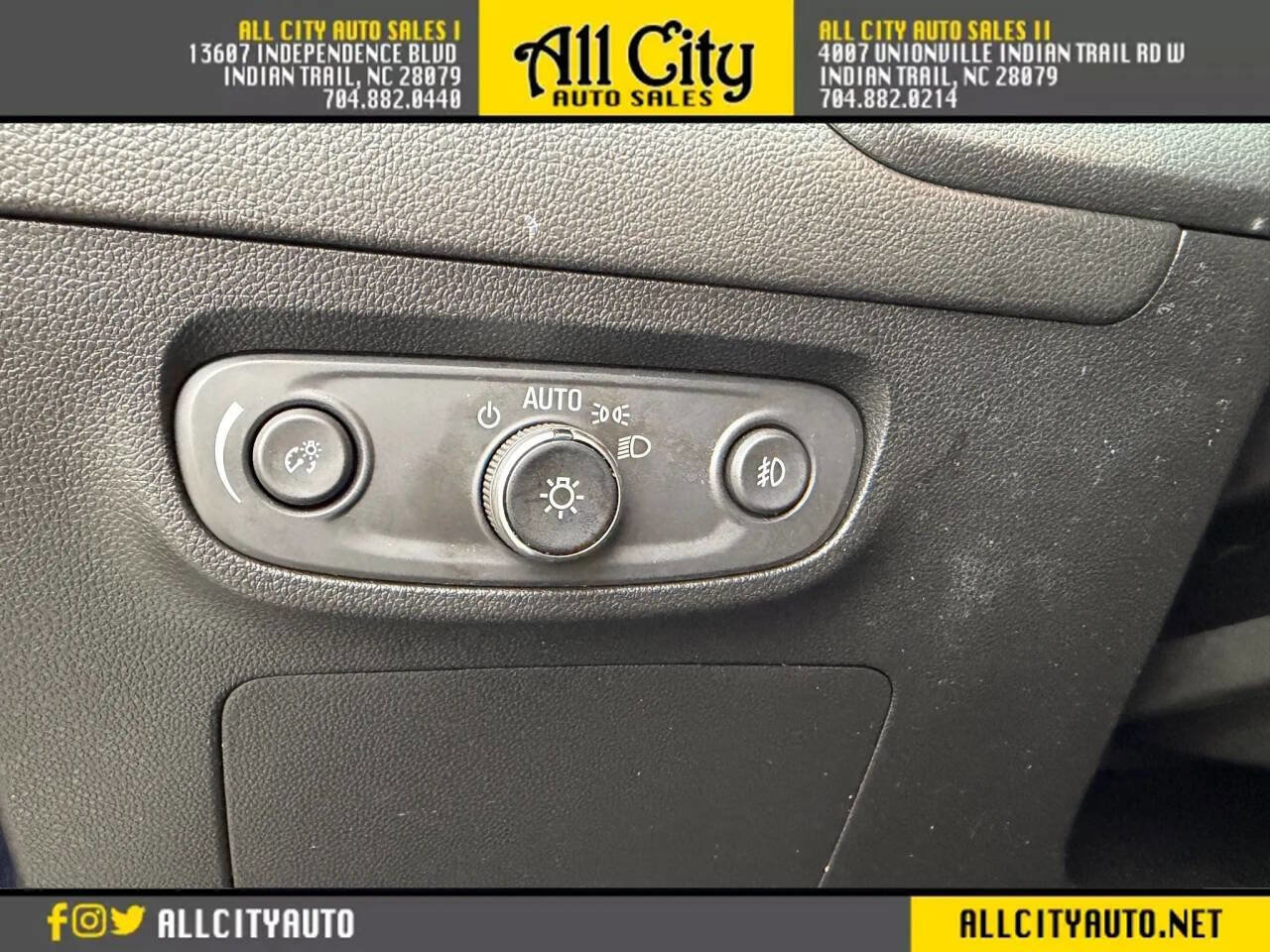 Used 2021 Buick Encore GX Preferred w/ Cold Weather Comfort Package FWD image 19