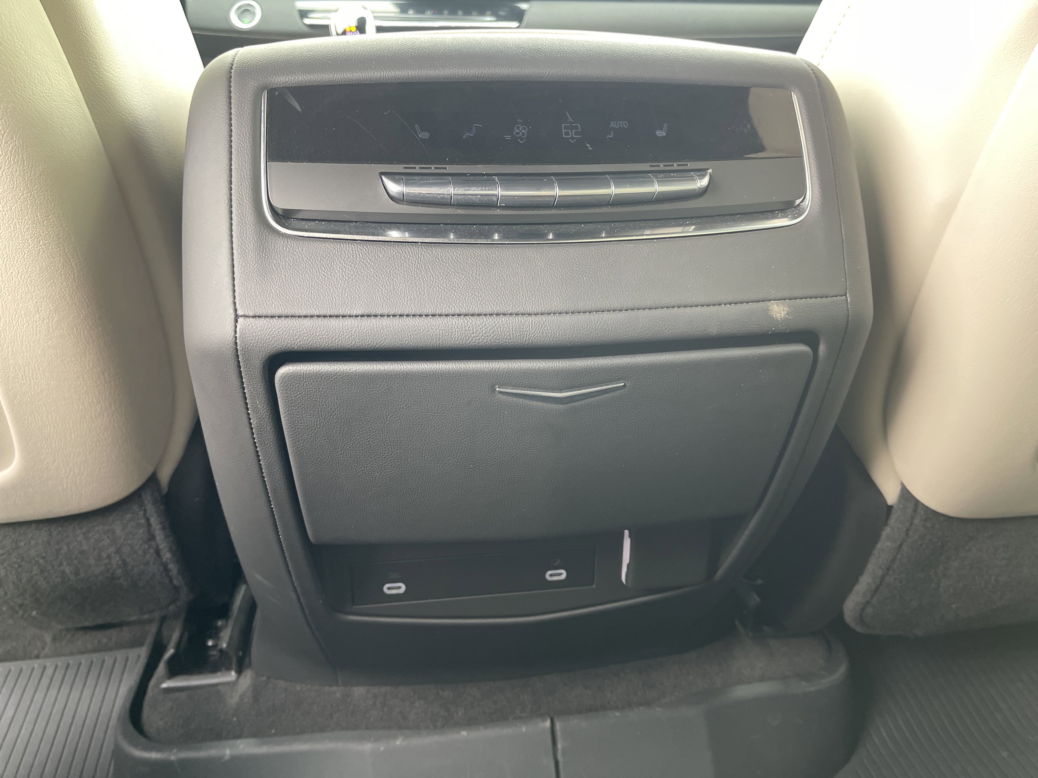 Used 2022 Cadillac Escalade Sport w/ Touring Package image 40