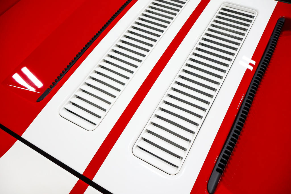 Used 2005 Ford GT RWD image 78