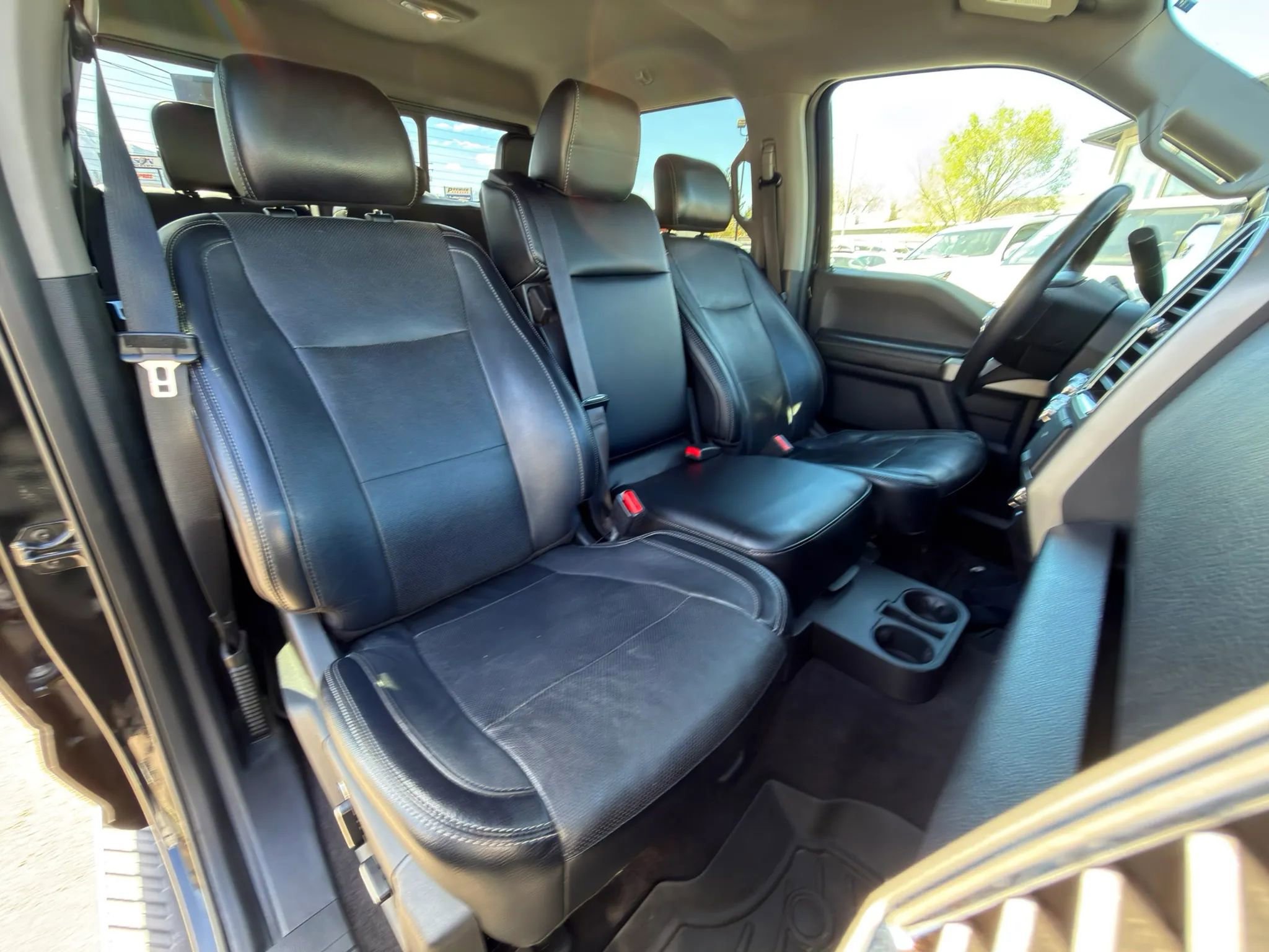 Used 2016 Ford F150 Lariat image 7