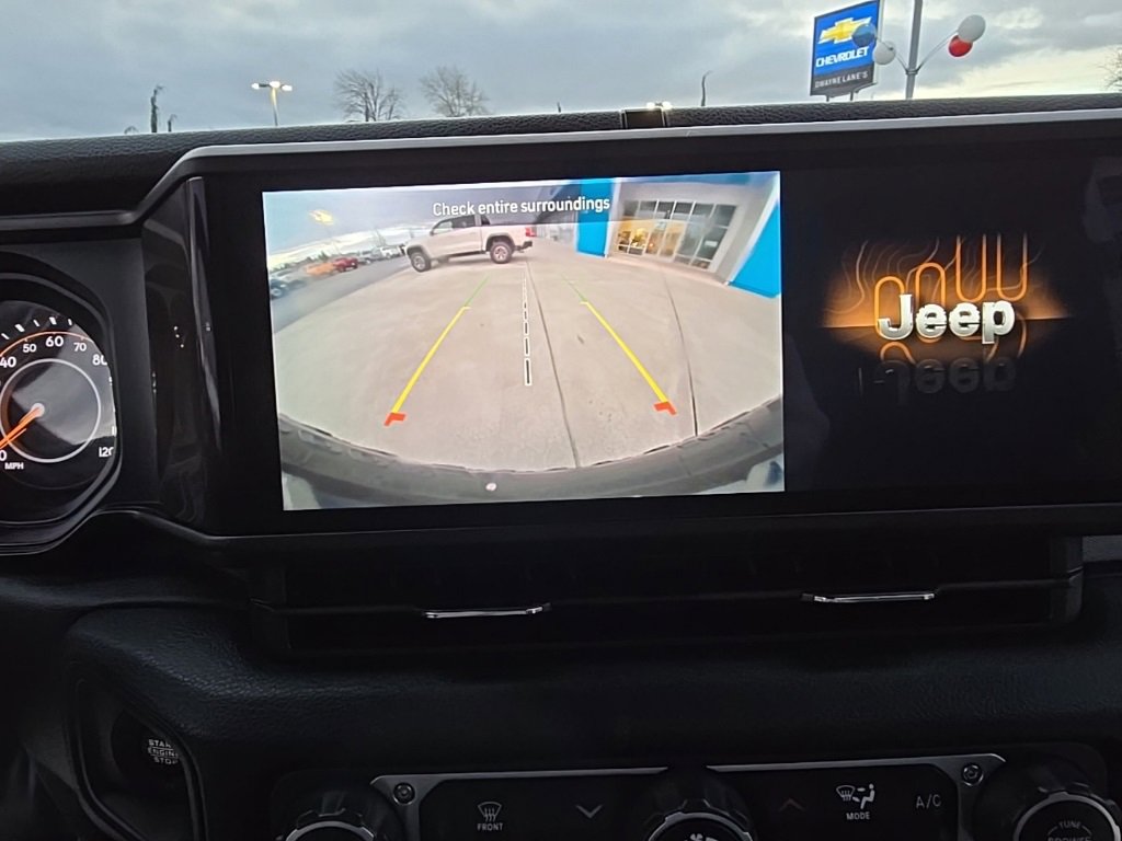 Used 2024 Jeep Wrangler Willys image 14