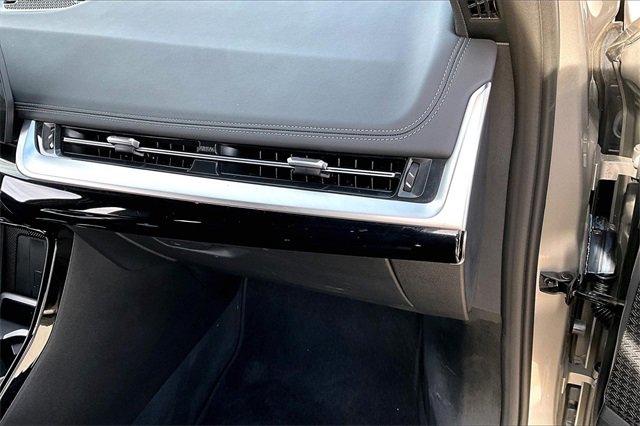 Used 2025 BMW X1 xDrive28i image 16