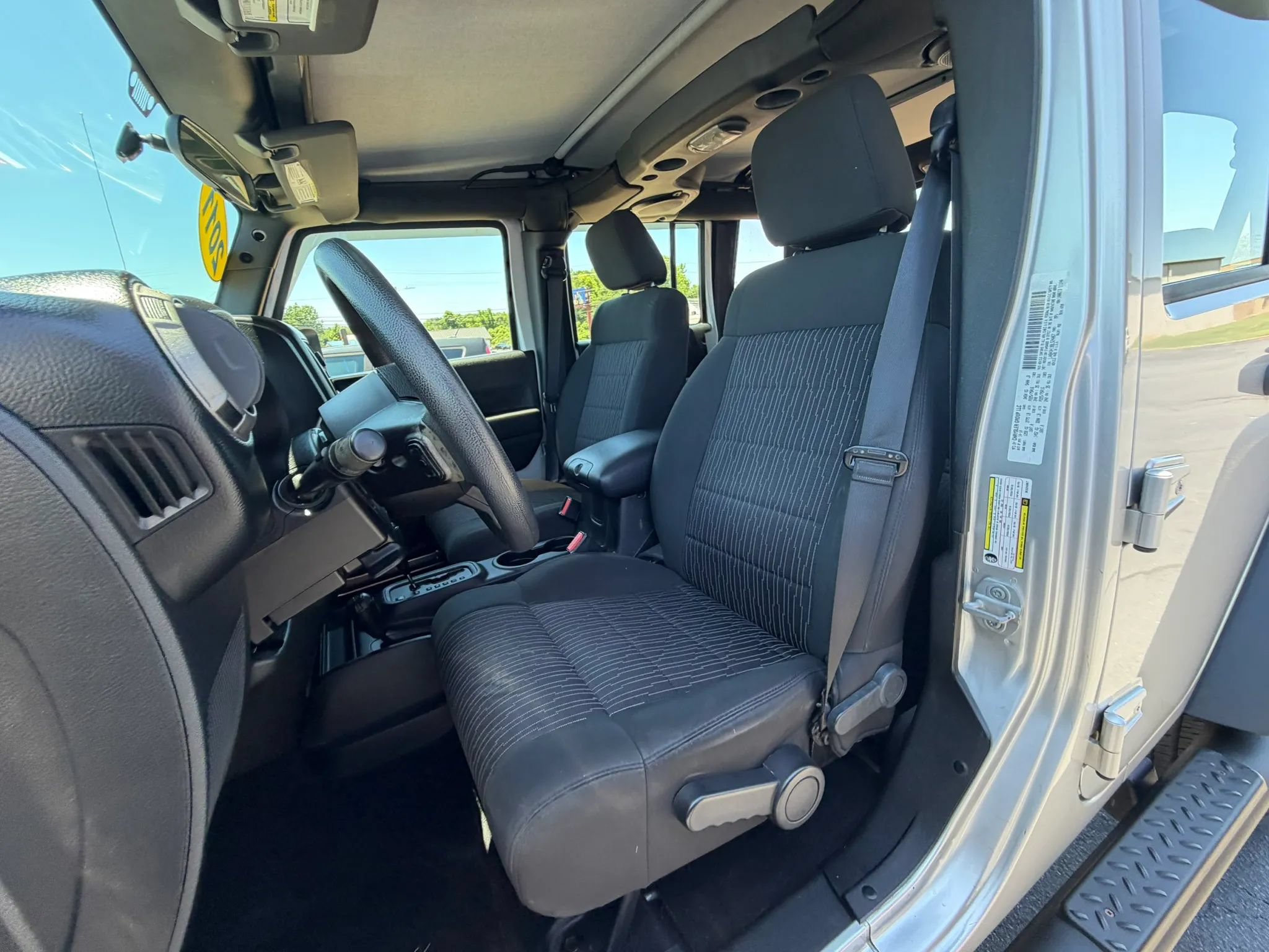 Used 2011 Jeep Wrangler Unlimited Sport AWD/4WD image 10