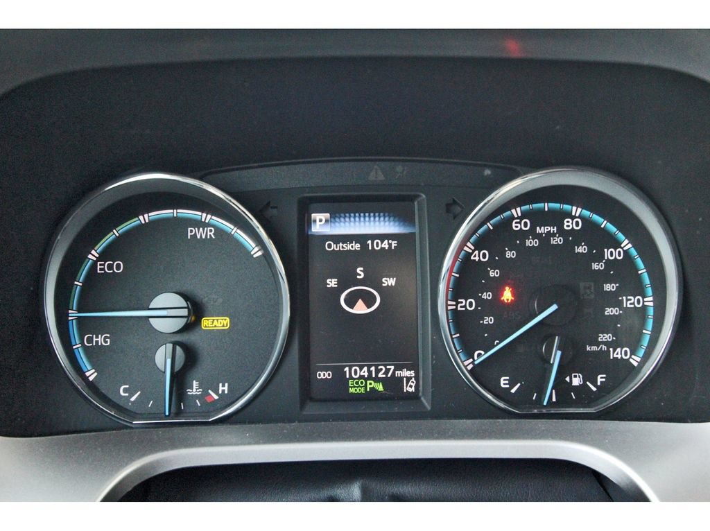 Used 2018 Toyota RAV4 Limited AWD/4WD image 16